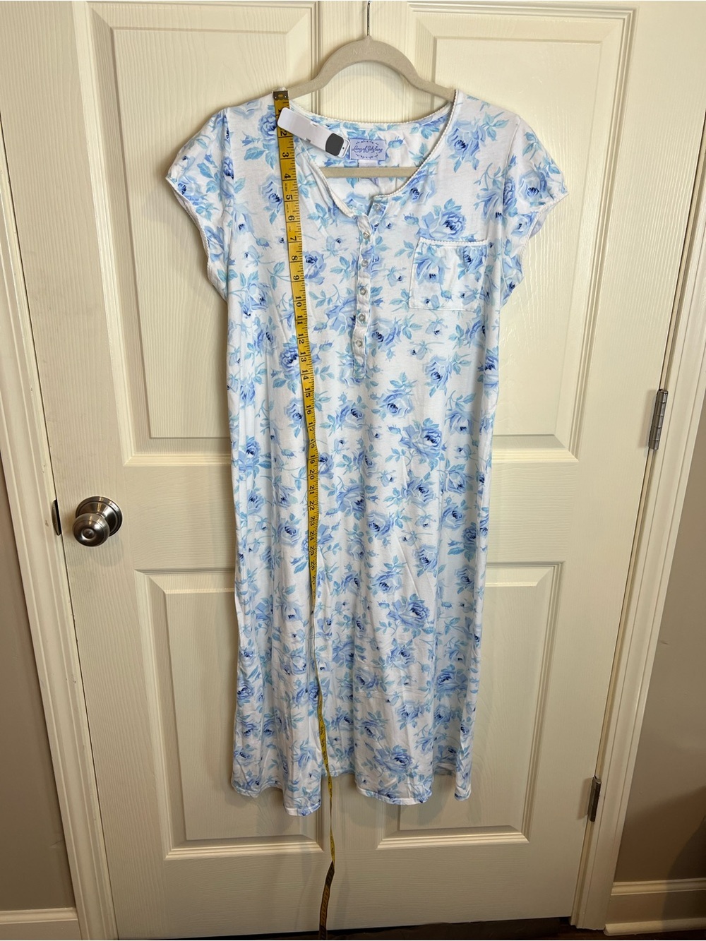 Land of Salzburg Cap Sleeve Floral Blue & White Nightgown small